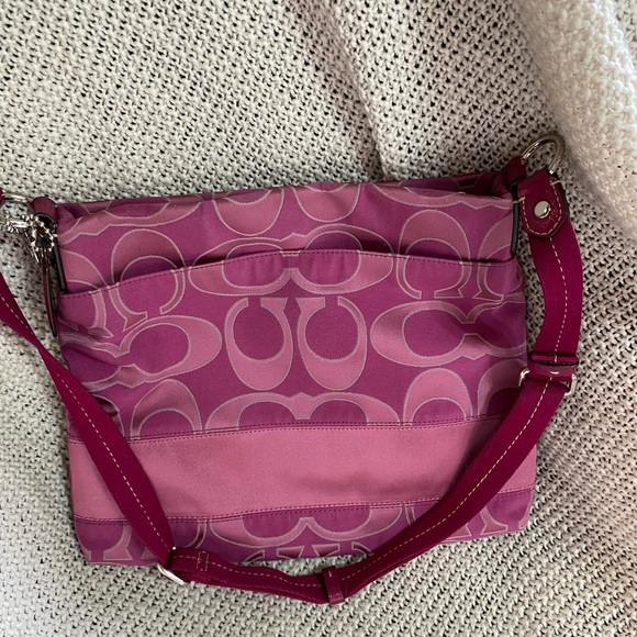 Coach Signature Luxury Designer Canvas Leather Crossbody Bag - Picture 2 of 13